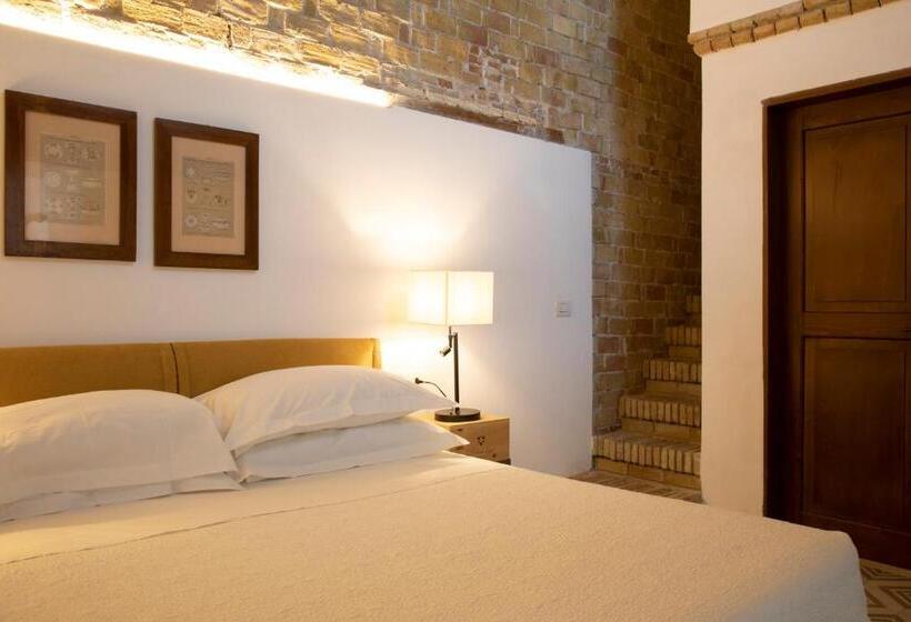 اتاق استاندارد با چشم‌انداز استخر, Masseria Celentano Relais & Agriturismo
