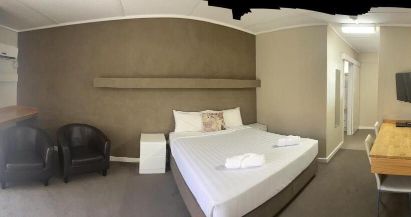 اتاق لوکس, Mid City Plantation Motel