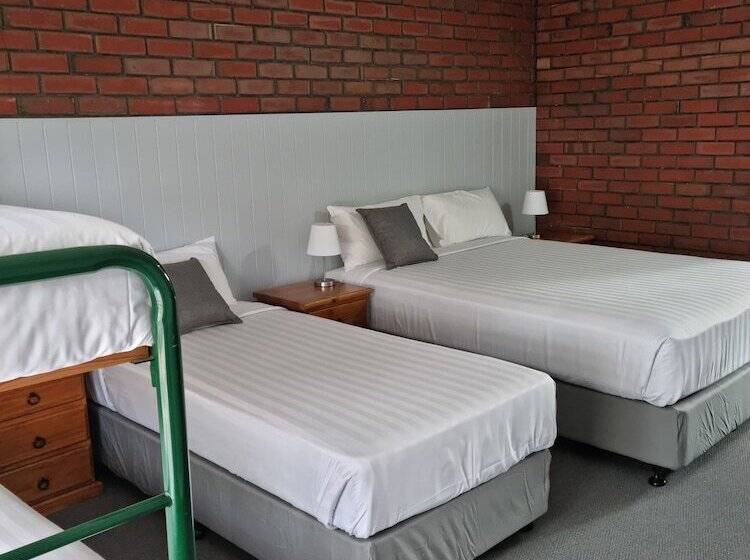 اتاق لوکس, Mid City Plantation Motel