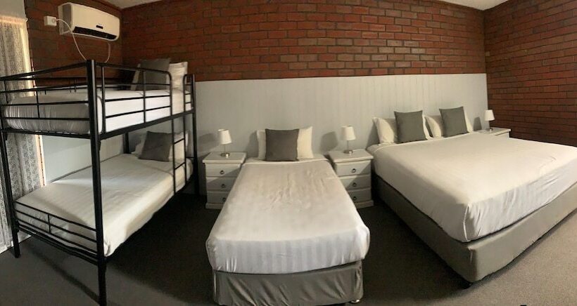 اتاق لوکس, Mid City Plantation Motel