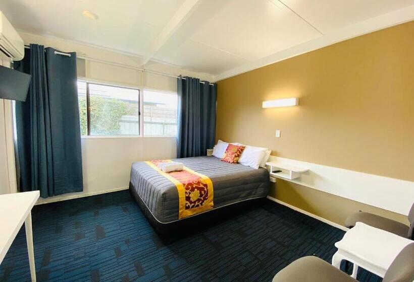 اتاق استاندارد, Mid Valley Motel