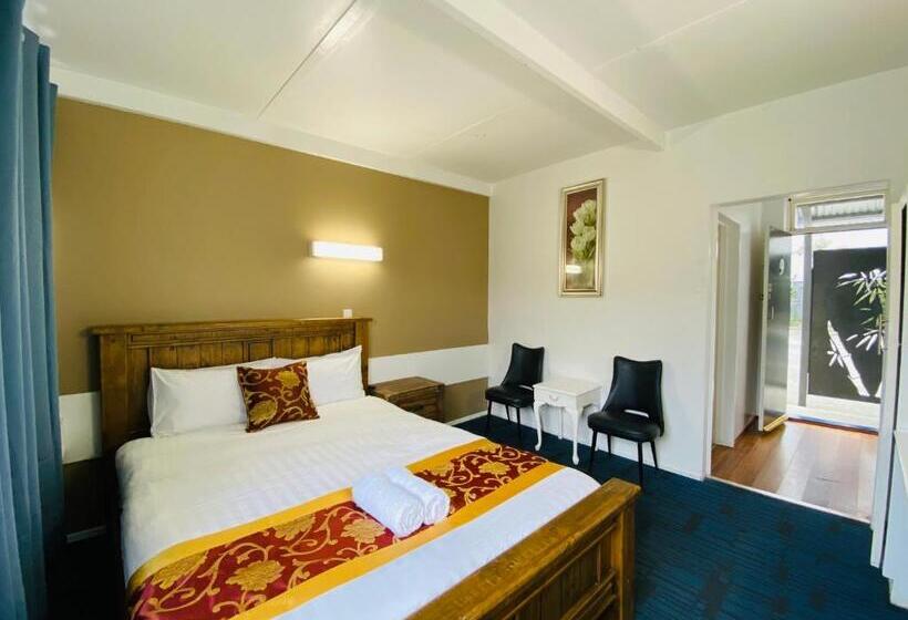 اتاق استاندارد, Mid Valley Motel