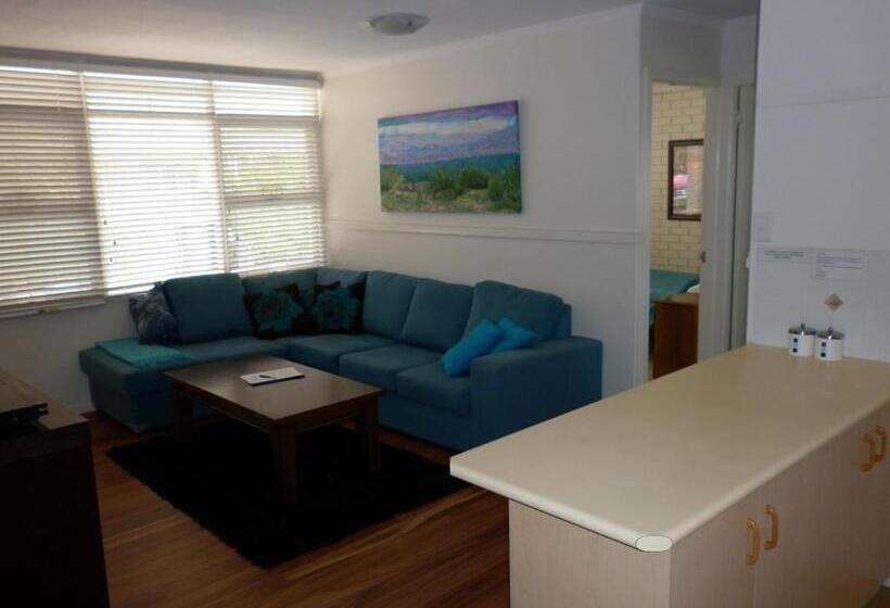 آپارتمان 2 خوابه, Oceana Holiday Units