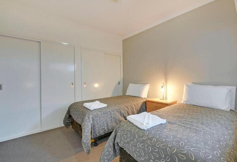 Apartament 3 Dormitoris, Traralgon Serviced Apartments