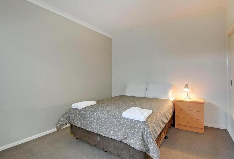 Apartament 3 Dormitoris, Traralgon Serviced Apartments