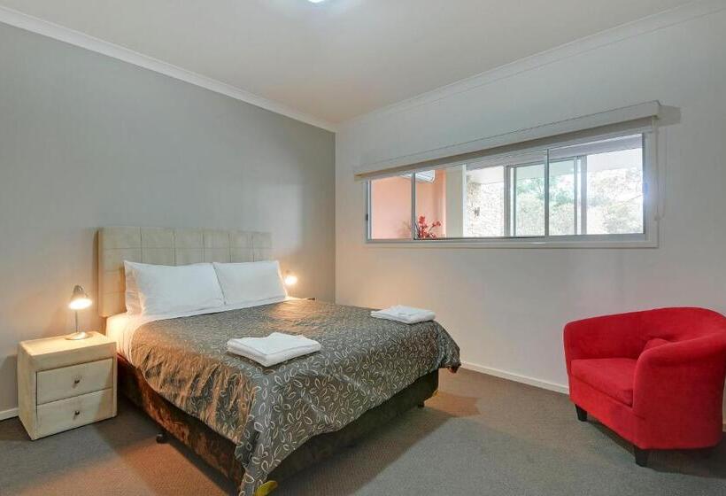 Apartament 3 Dormitoris, Traralgon Serviced Apartments