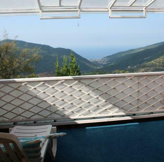 اتاق استاندارد, 5 Terre Nel Sole