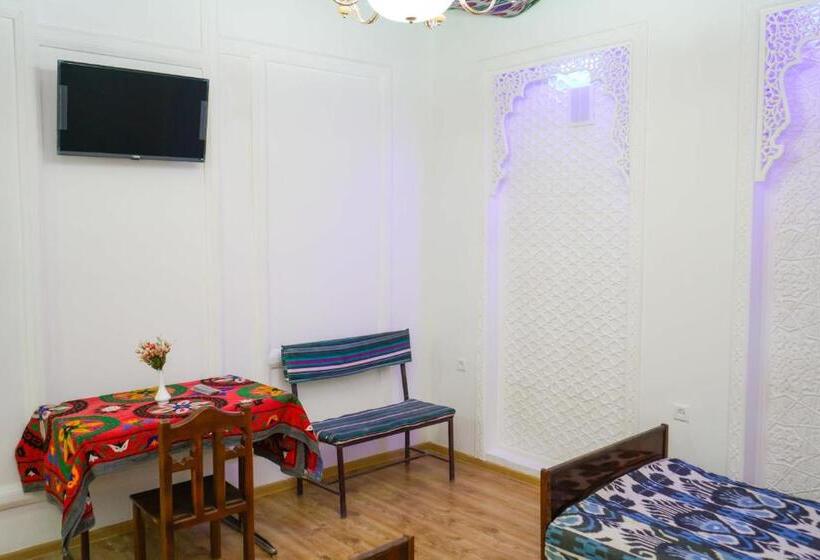 اتاق استاندارد یک نفره, Little Bukhara