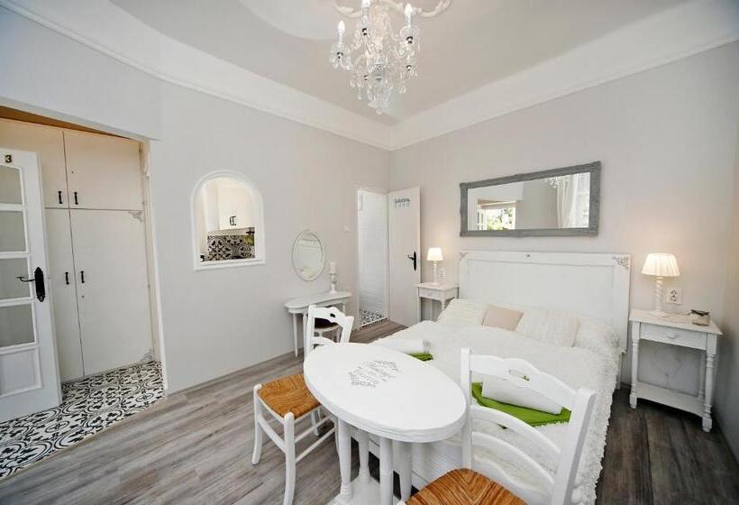 آپارتمان 1 خوابه با تراس, öreg Malom Apartmanház