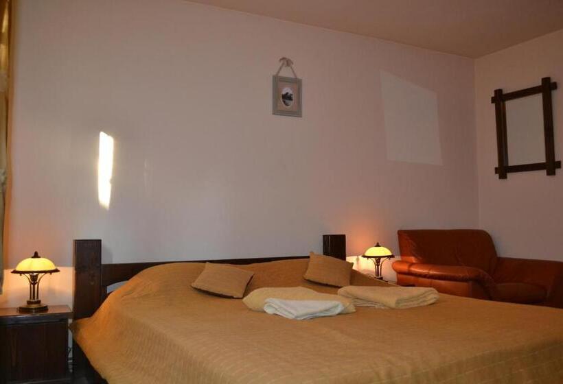 سوئیت 2 خوابه, Vila Dariana