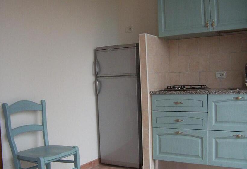 استودیو استاندارد با بالکن, Residence Dolores Castle