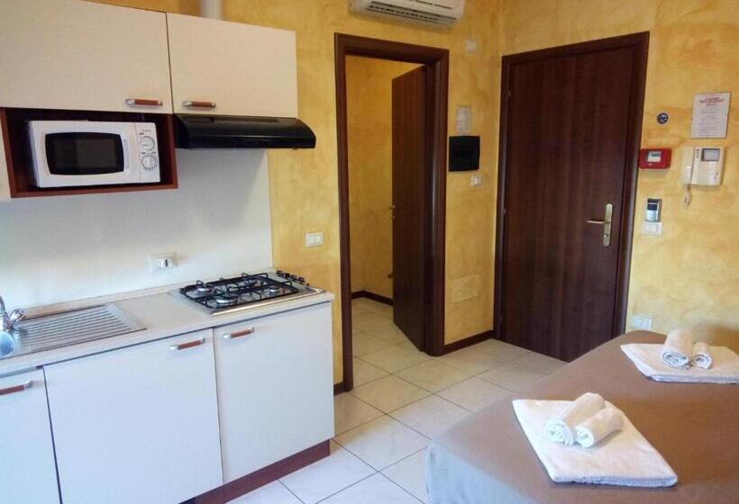 استودیوی استاندارد, Residence Maryel