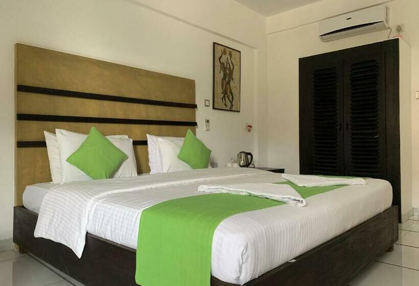 اتاق لوکس, 360 Beach Residence
