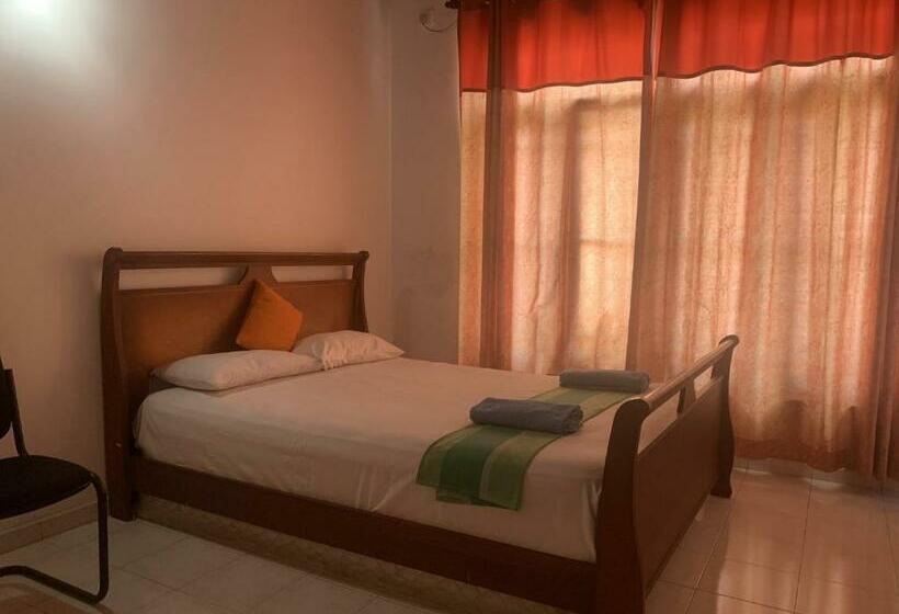 اتاق استاندارد با سرویس بهداشتی مشترک, 360 Beach Residence