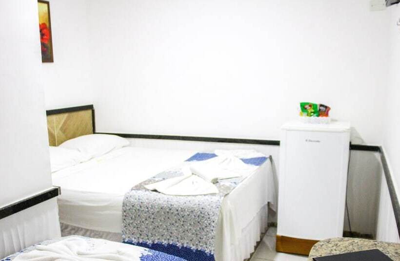 اتاق لوکس سه تخته, Pousada Solar Da Praia