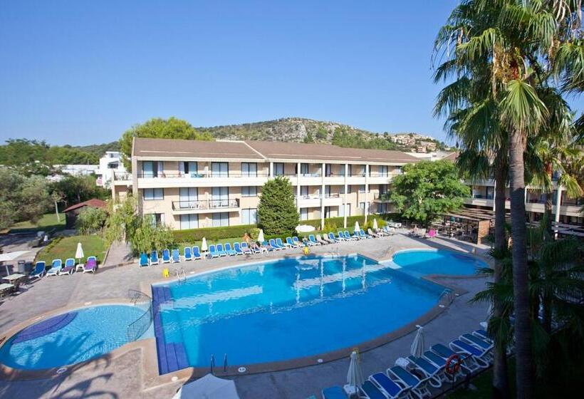 آپارتمان 1 خوابه با چشم‌انداز استخر, Aparthotel Bahia Pollensa