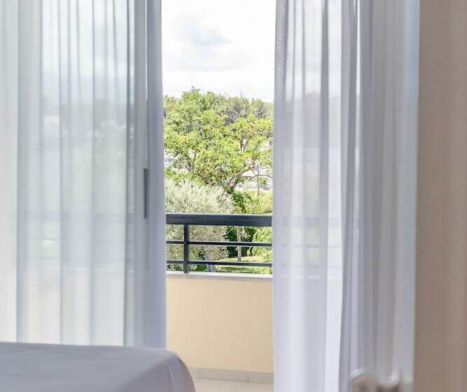 آپارتمان راحتی 1 خوابه, Aparthotel Bahia Pollensa