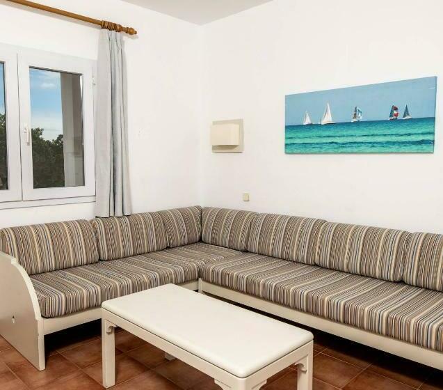 Apartamento 1 Dormitorio, Club Es Talaial