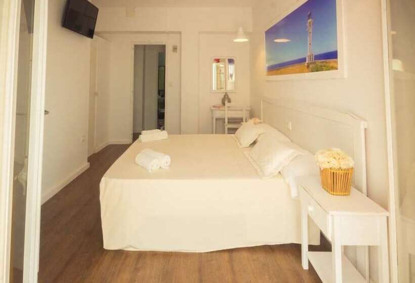 Pokój Standard z Tarasem, Hostal Sunset Ibiza