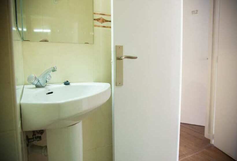 Quarto Estandar Individual, Hostal Sunset Ibiza