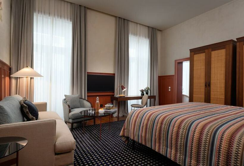 Prestige Room, Bairro Alto