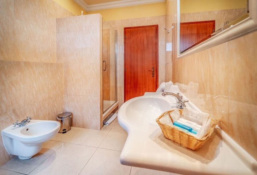 اتاق استاندارد, Capital With Private Wellness