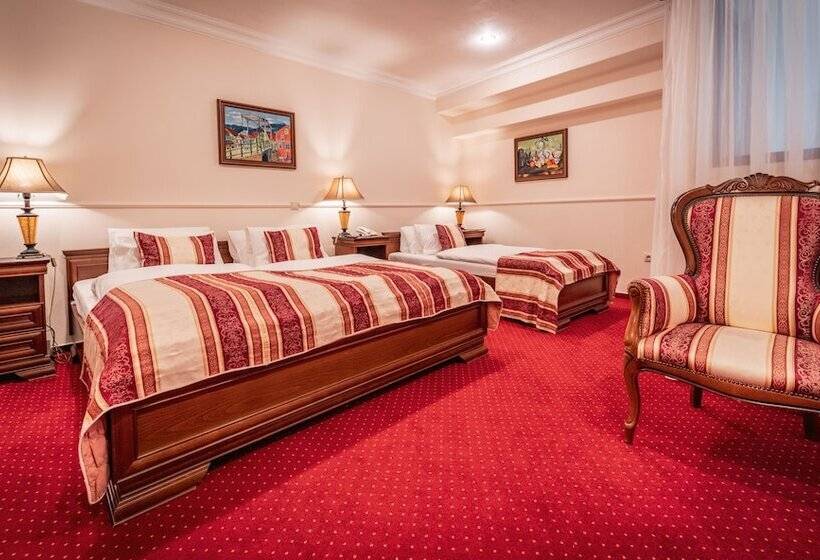 اتاق استاندارد سه نفره, Capital With Private Wellness