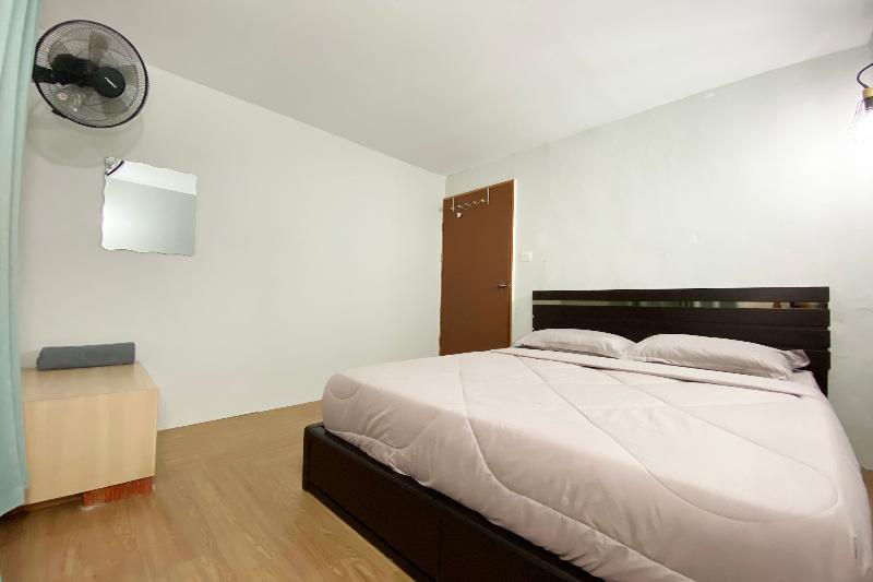اتاق استاندارد سه نفره, Capital With Private Wellness