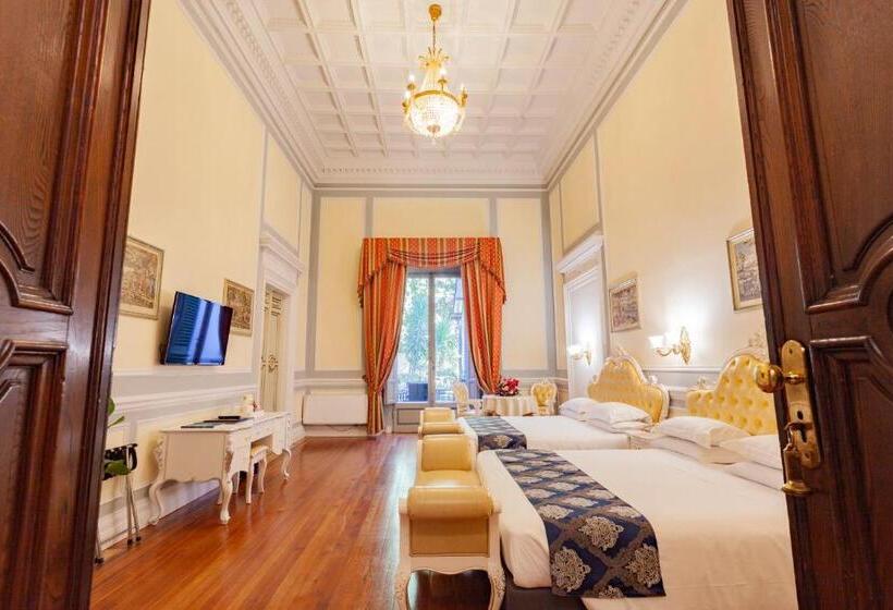 Junior Suite cu Priveliște spre Gradină, Villa Royal