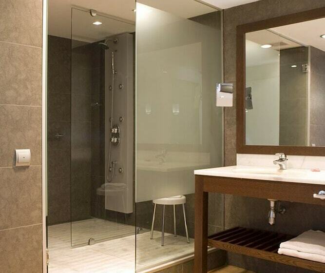 اتاق استاندارد سه نفره, Magnolia Hotel   Adults Only