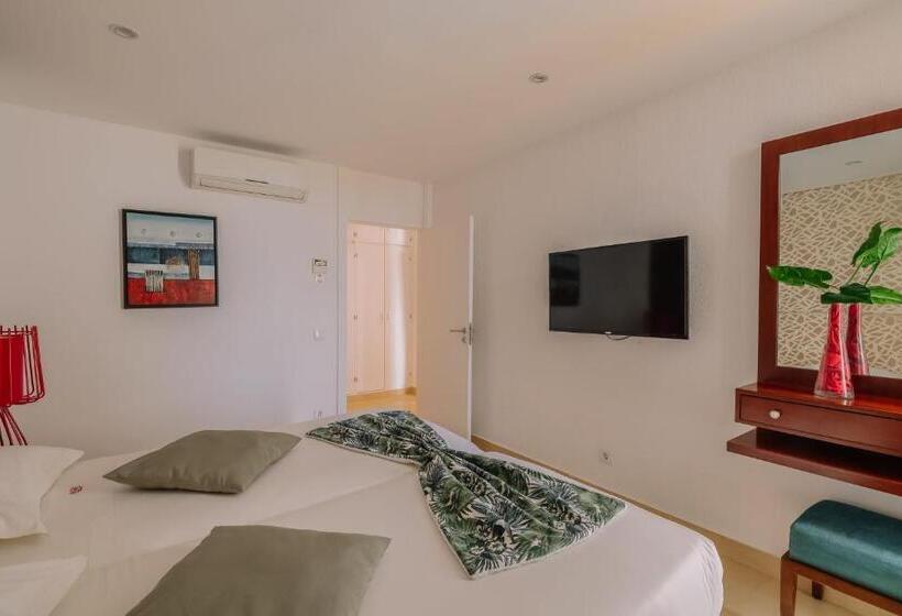 1 Bedroom Deluxe Apartment Sea View, Muthu Clube Praia Da Oura