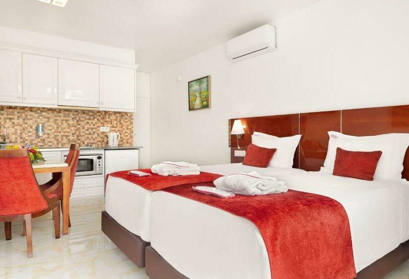 Superior Room with Terrace, Muthu Clube Praia Da Oura