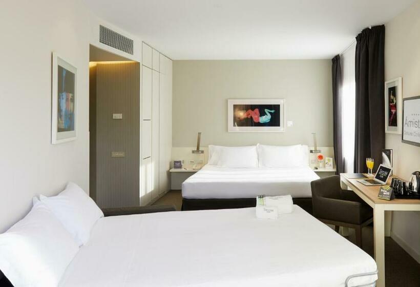 Quarto Superior, Sercotel Amister Art