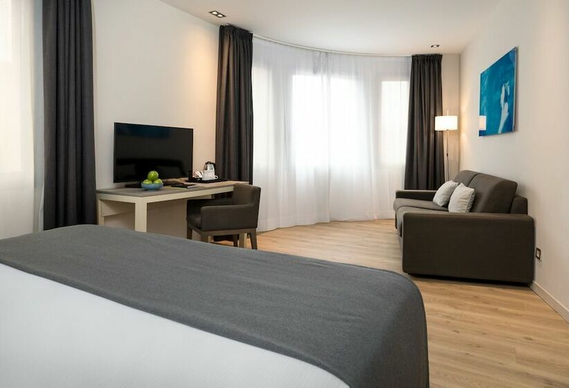 Quarto Superior, Sercotel Amister Art