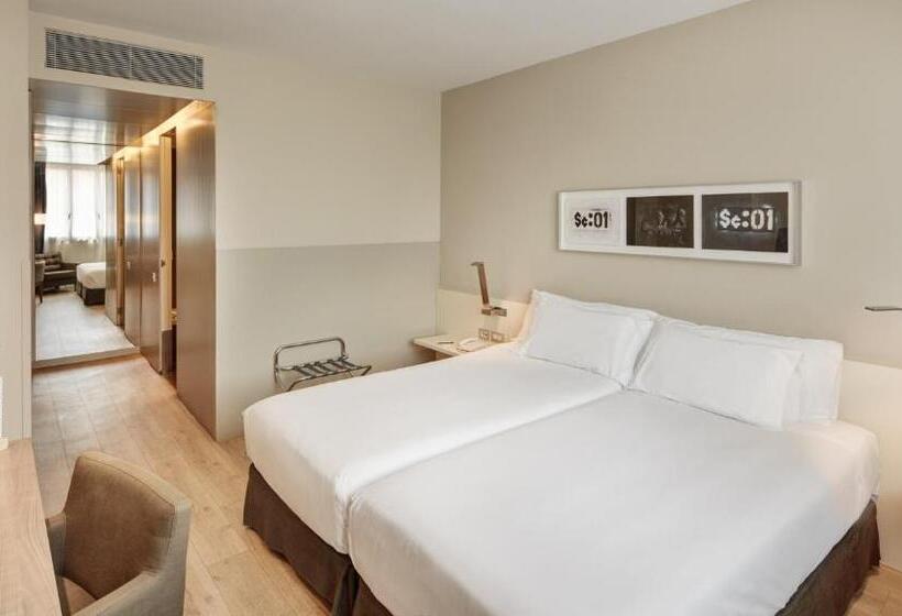 Quarto Estandar, Sercotel Amister Art