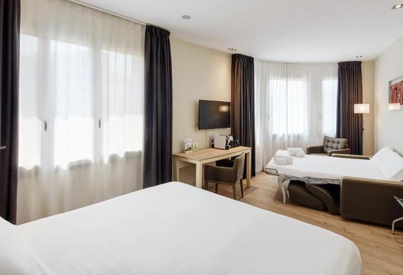 Quarto Superior, Sercotel Amister Art