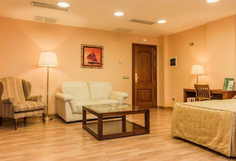 Habitación Familiar, Sercotel Guadiana