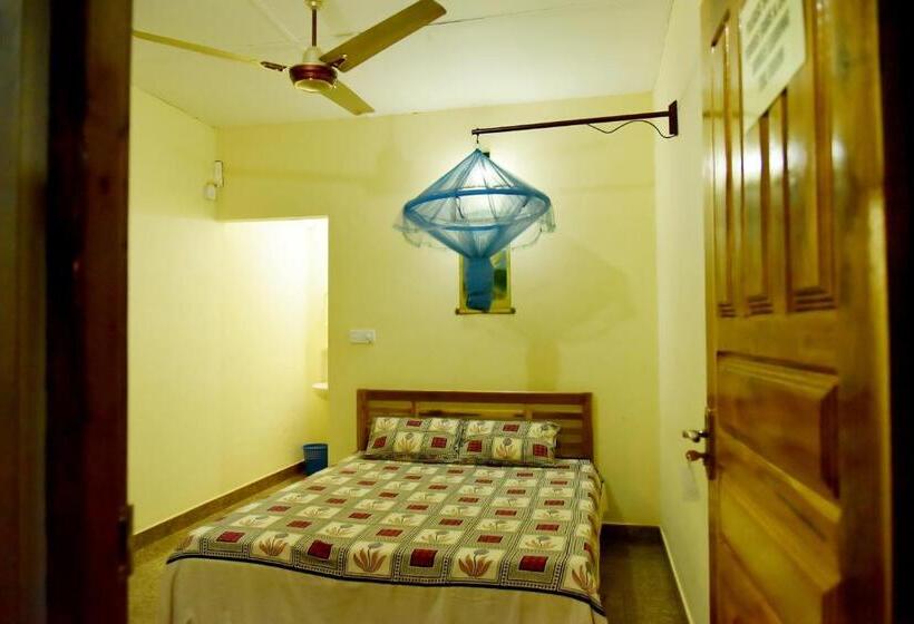 اتاق استاندارد, Naaval Beach Villa & Rooms