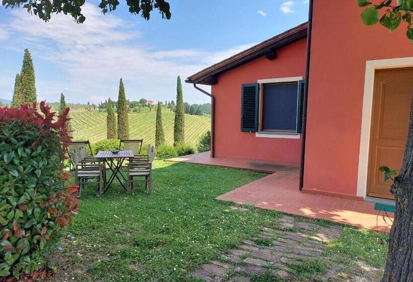 آپارتمان 1 خوابه با تراس, Agriturismo Corte In Poggio
