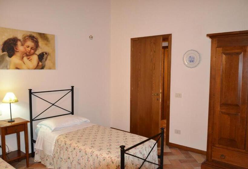 آپارتمان 1 خوابه با تراس, Agriturismo Corte In Poggio
