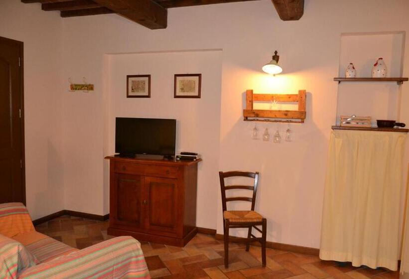 آپارتمان 1 خوابه با تراس, Agriturismo Corte In Poggio