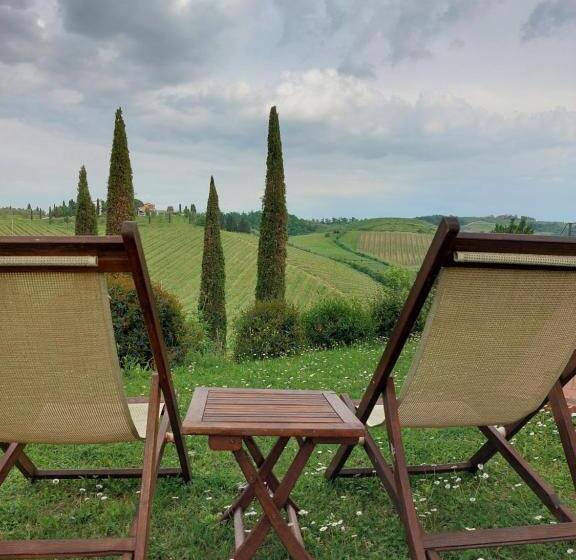 آپارتمان 1 خوابه با تراس, Agriturismo Corte In Poggio