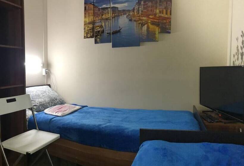 اتاق خانوادگی, Hostel Zolotoe Koltso