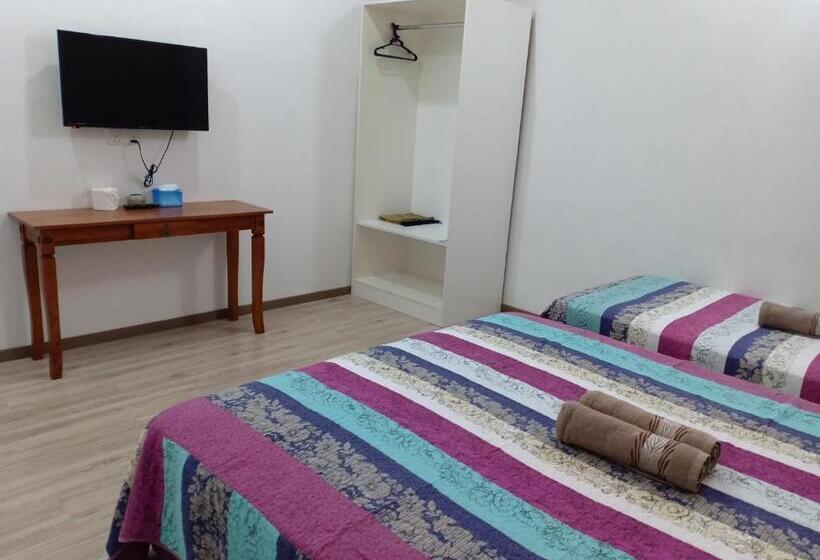 Трехместный Номер Superior, Cityscape Lodge   Penginapan Bajet Yang Mudah, Selesa & Selamat Dengan Wifi Dan Parkir Percuma Serta
