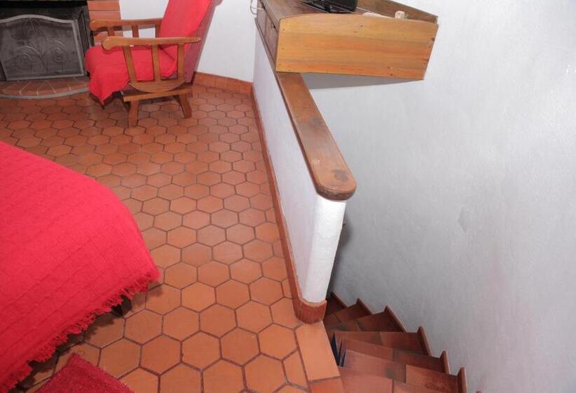 بانگلوی استاندارد, Quinta De Rio Alcaide