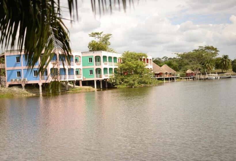 اتاق استاندارد چهار تخته, Lamanai Hotel & Marina