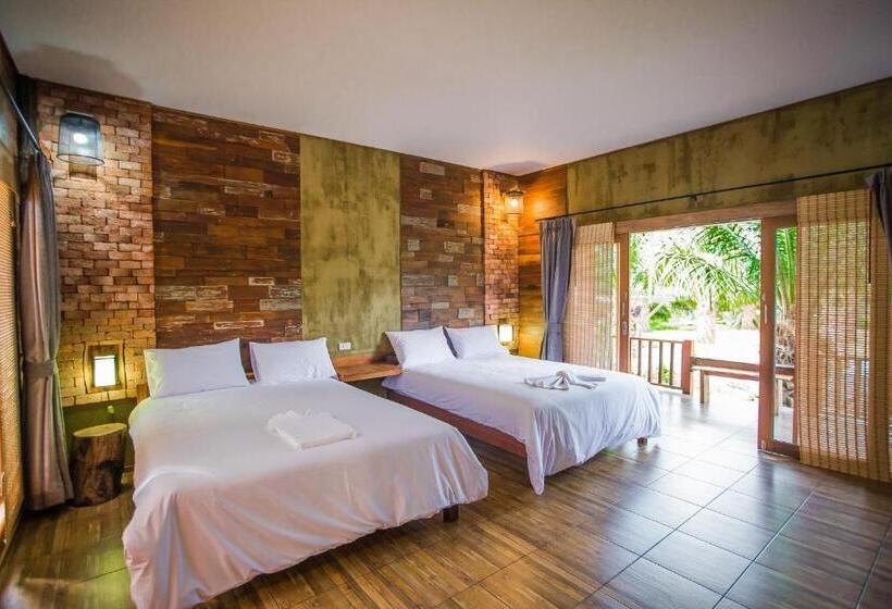 اتاق خانوادگی, Palm Pran Resort