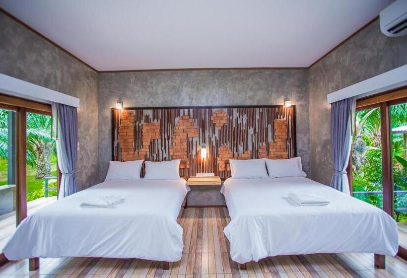 اتاق استاندارد چهار تخته, Palm Pran Resort