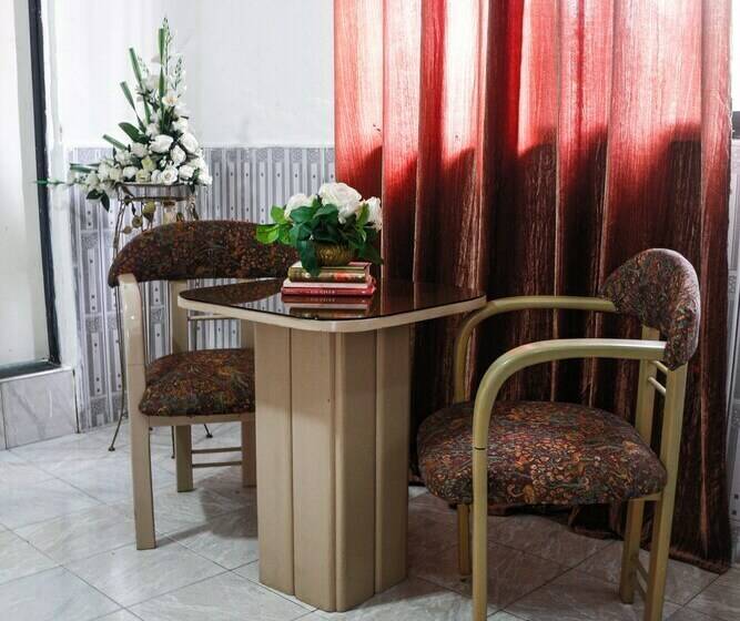 اتاق استاندارد, Hill View Hotel Mccarthy Hills