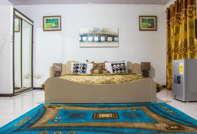 سوئیت با تخت بزرگ, Hill View Hotel Mccarthy Hills